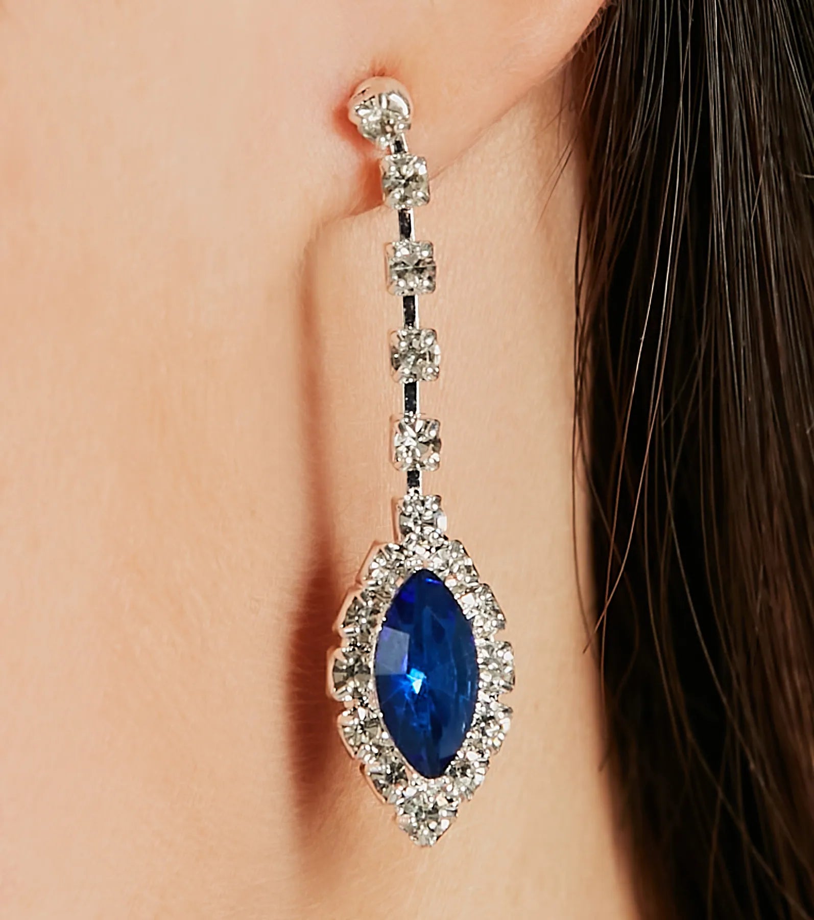Ultimate Glamour Gemstone Jewelry Set: Necklace & Earrings