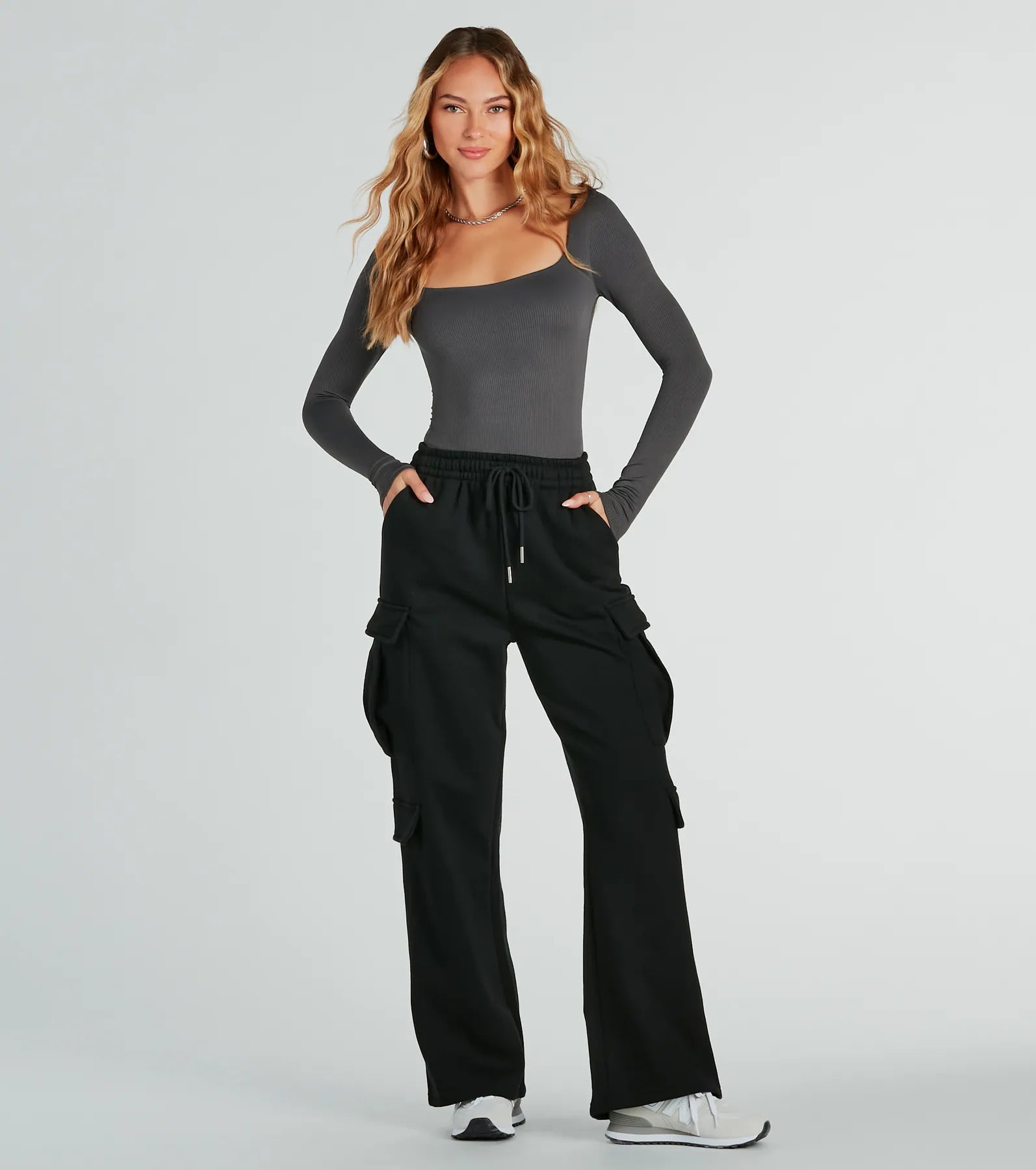 Premium Relaxation Wide-Leg Cargo Sweatpants