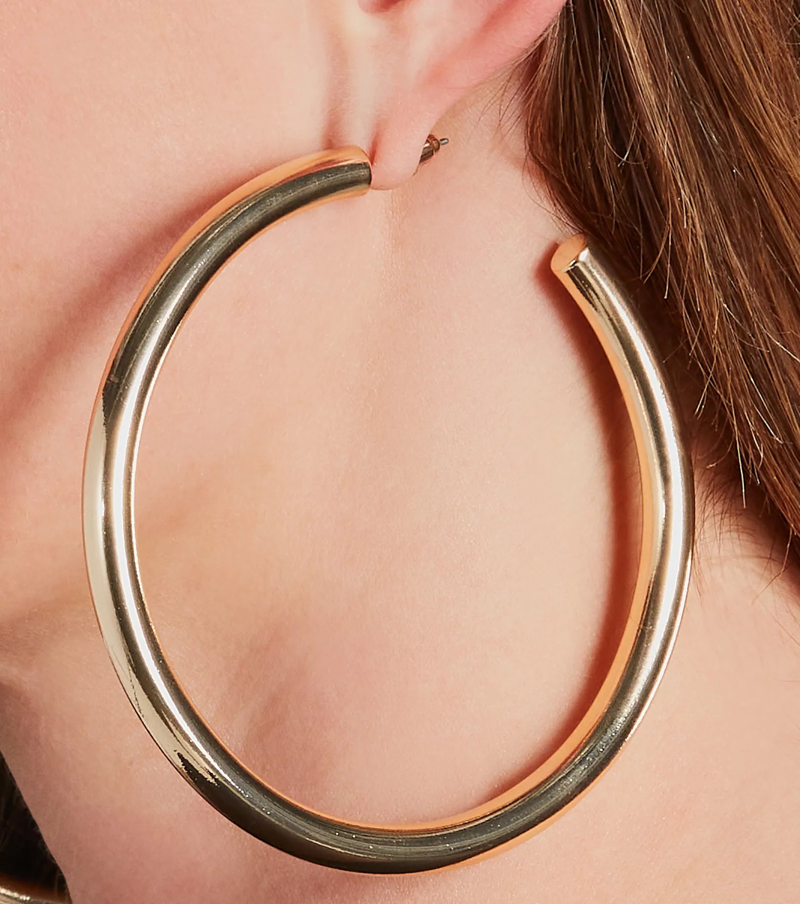 Ultimate Minimalist Hoop Earrings - Sleek Metal Design