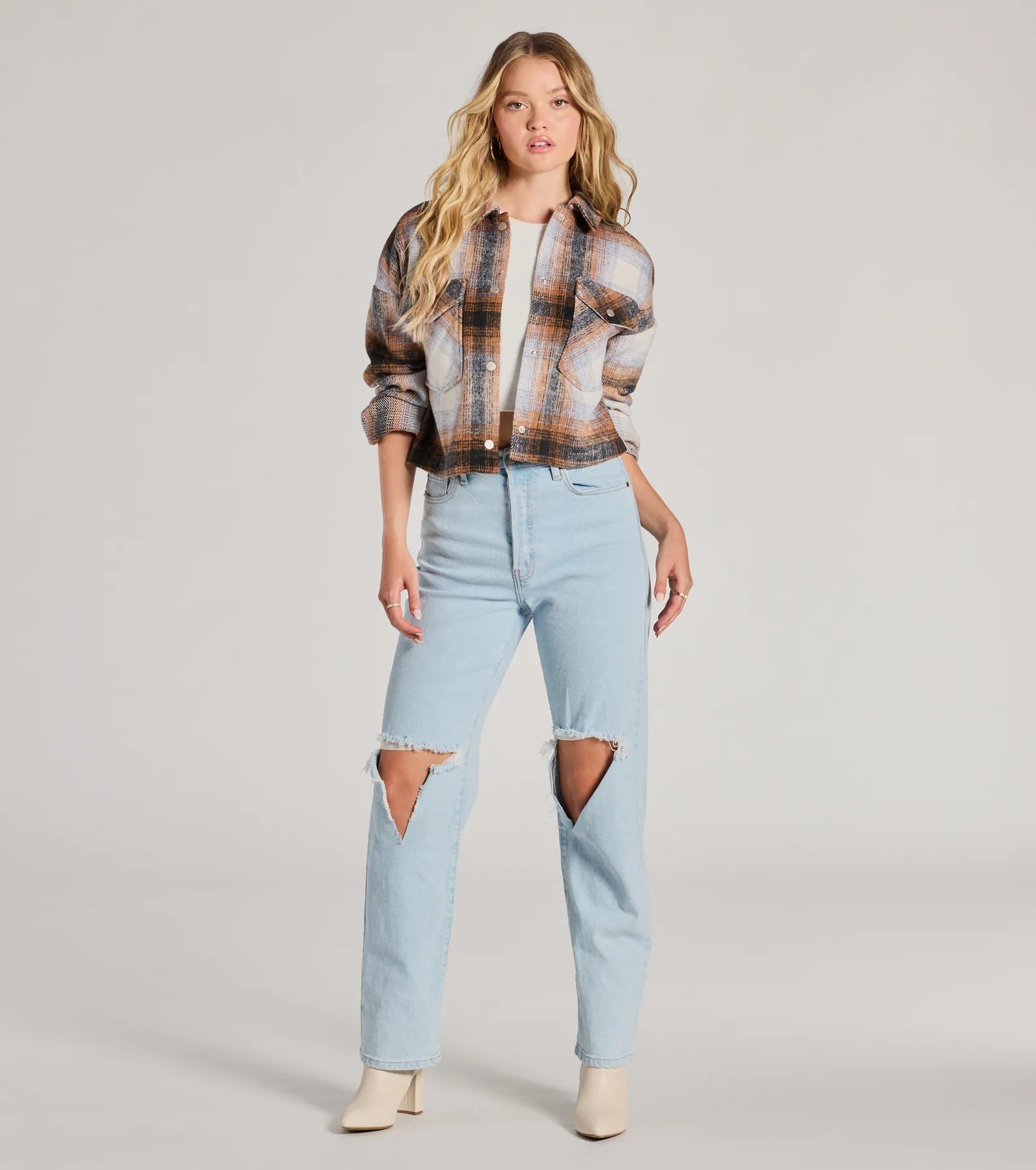 Premium Plaid Cropped Shacket - Ultimate Fall Essential