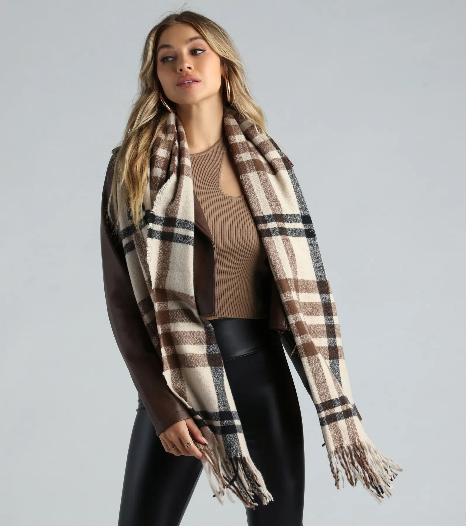 Premium Plaid Fringe Scarf - Ultimate Winter Style