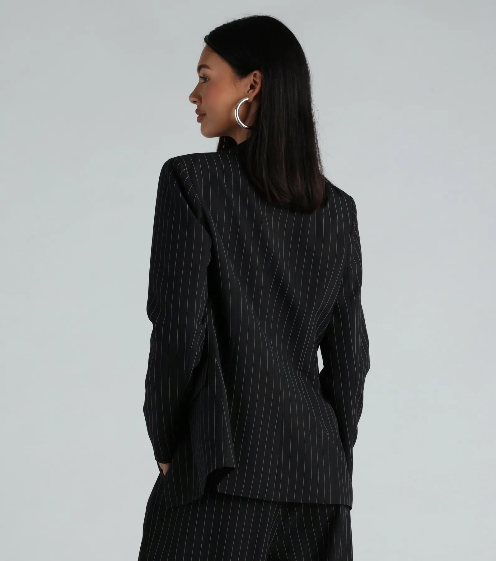 Premium Iconic Vibes Pinstripe Blazer - Ultimate It-Girl Style