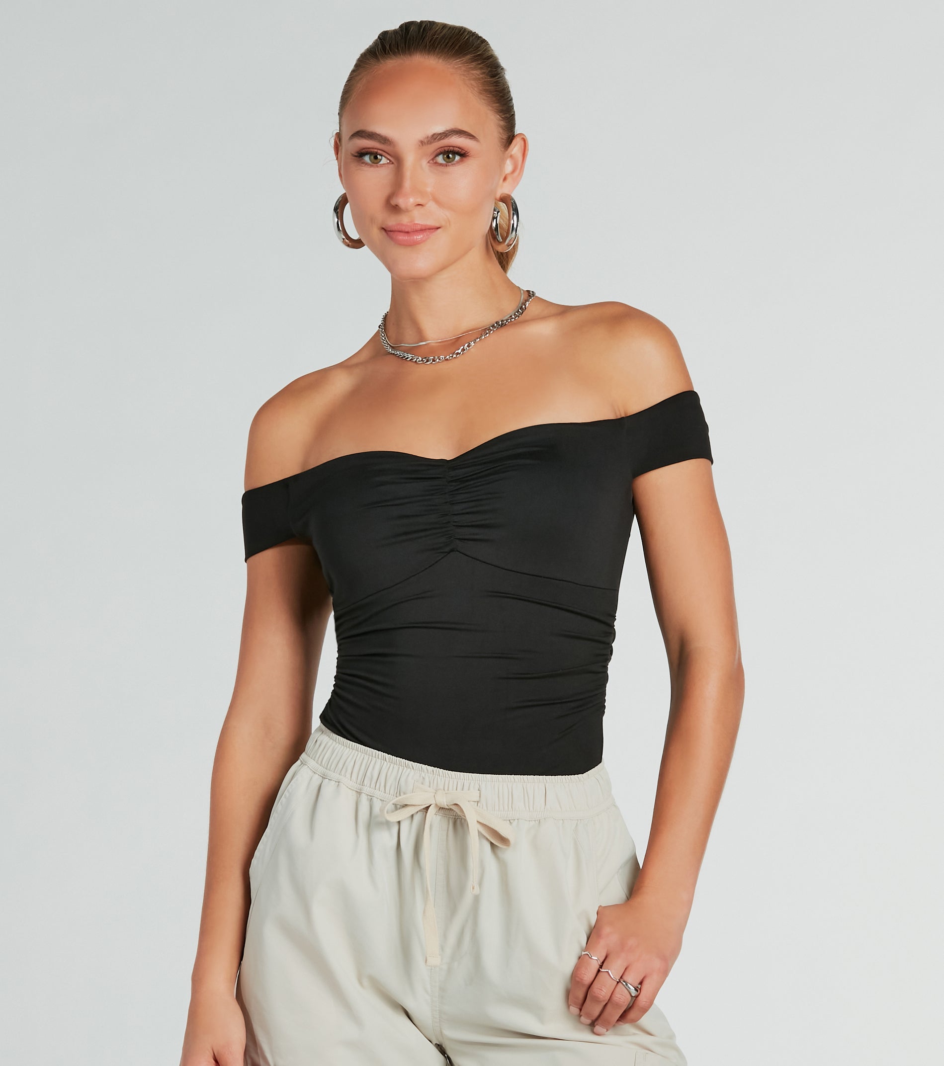 Ultimate Off-The-Shoulder Bodysuit – Ready for Any Chic Adventure