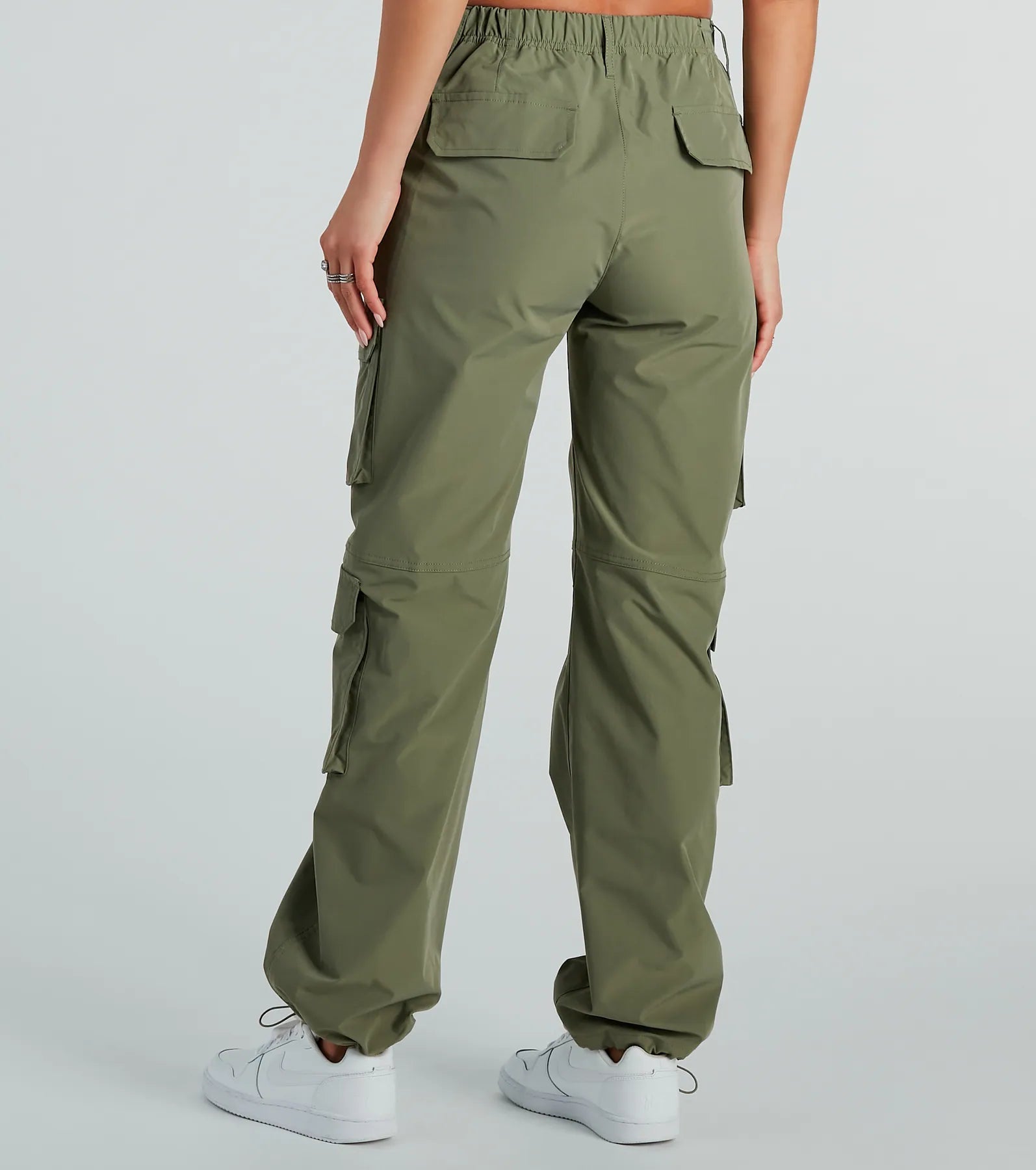 Ultimate High-Rise Cargo Pants - Stylish & Functional