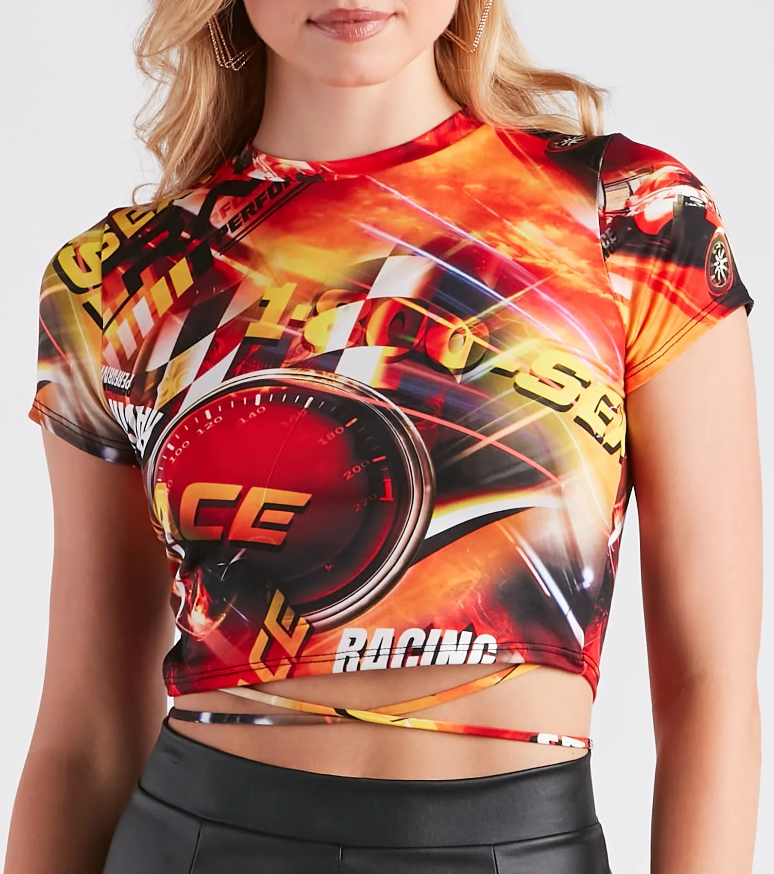 Premium Race To The Finish Graphic Crop Top - Ultimate Style & Comfort