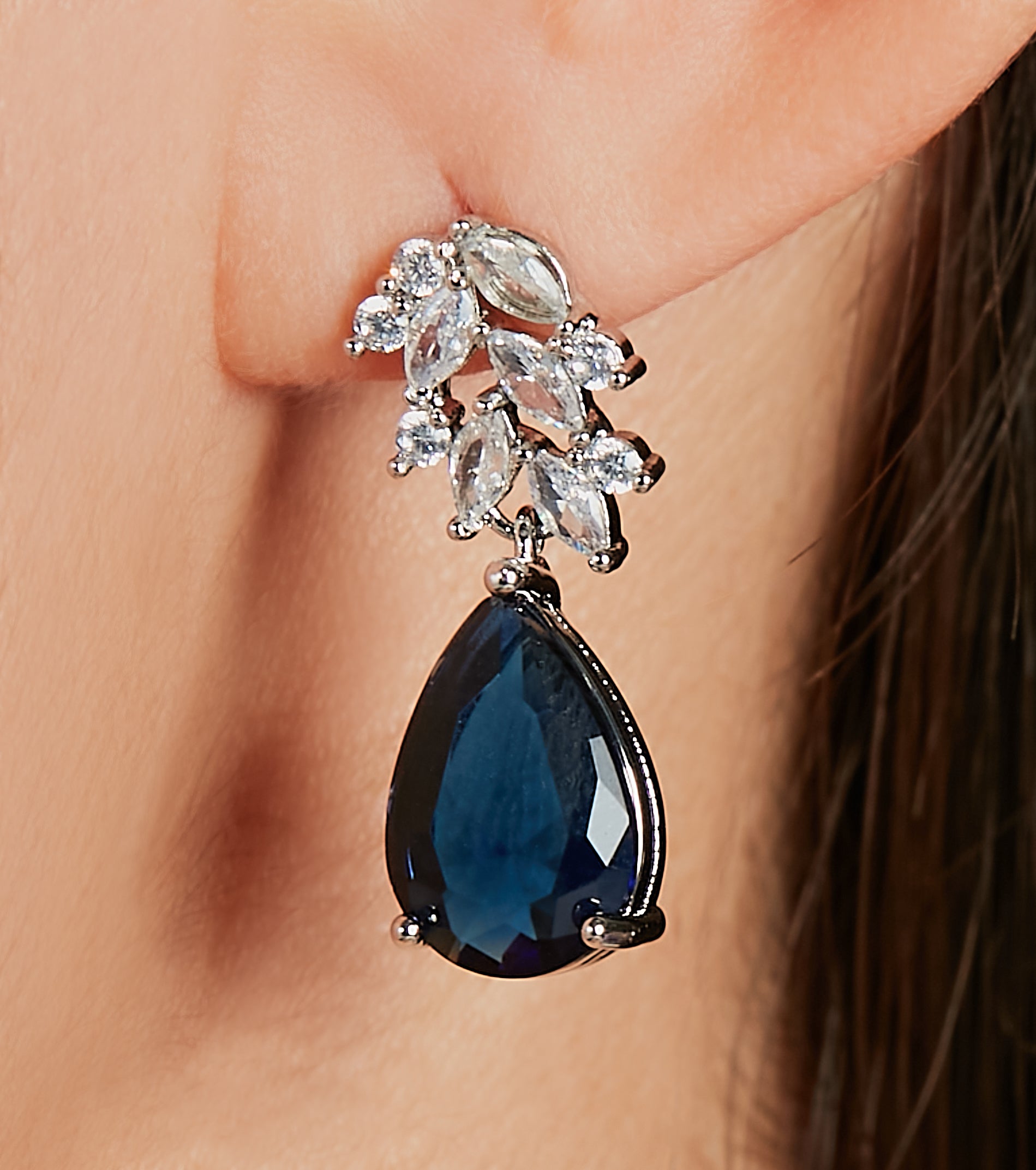 Premium Rhinestone Leaf Teardrop Earrings - Ultimate Elegance