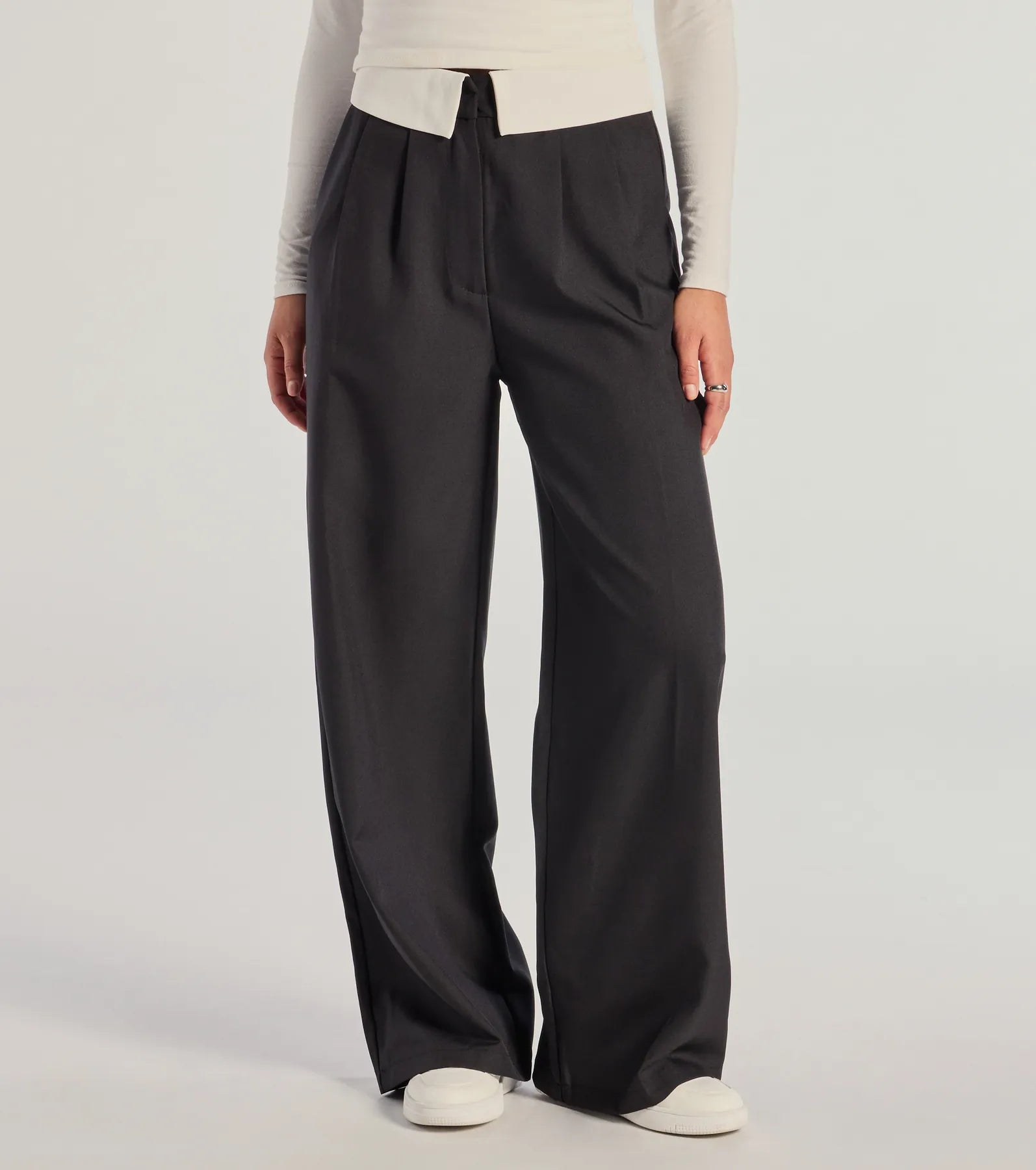 Ultimate Chic Contrast Wide-Leg Pants