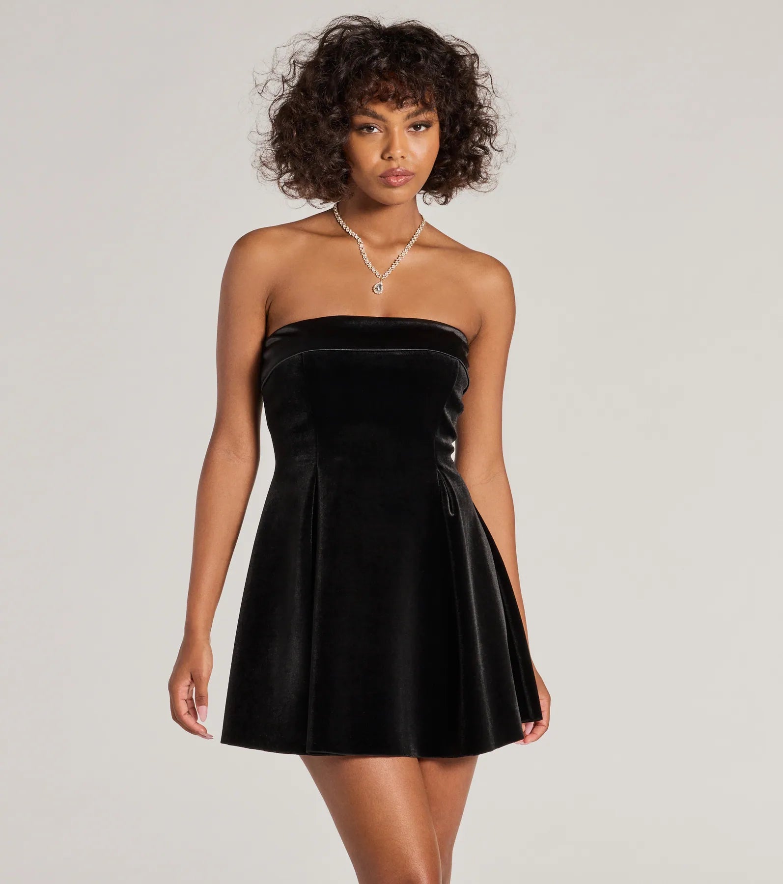 Ella Premium Velvet Strapless Skater Dress - Ultimate Elegance