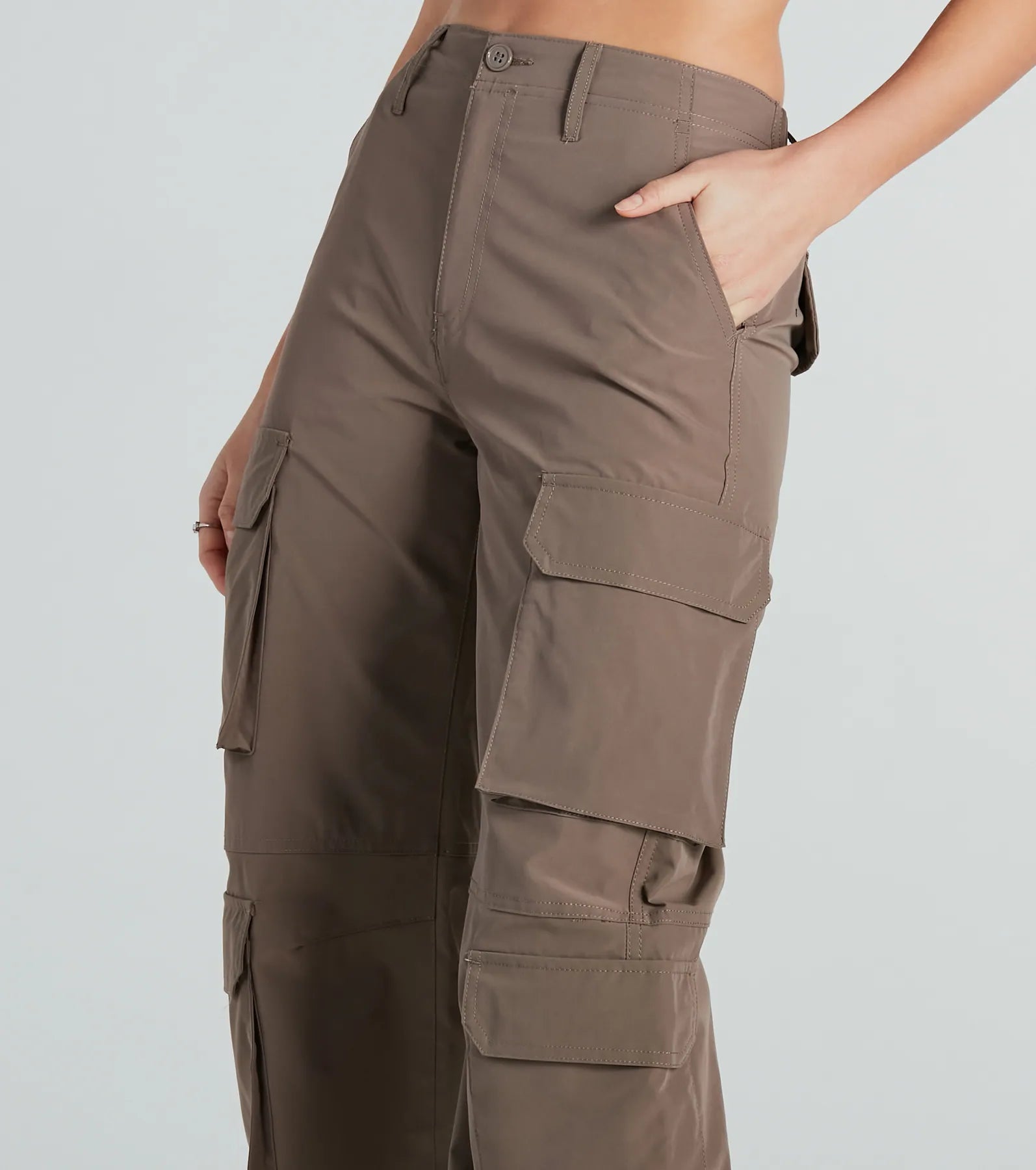 Ultimate High-Rise Cargo Pants - Stylish & Functional