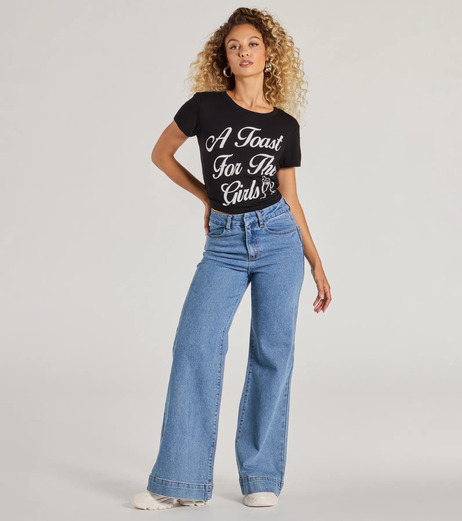 Ultimate 'A Toast For The Girls' Cropped Graphic Tee