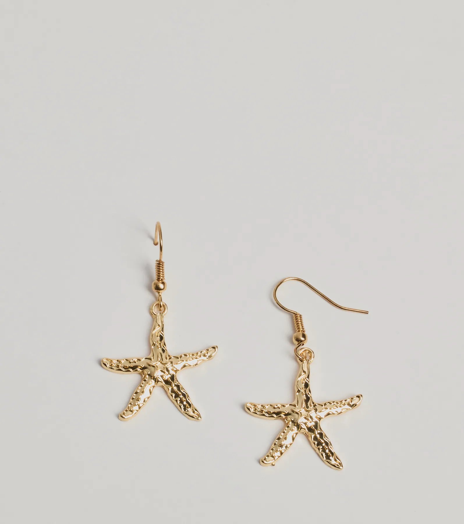 Premium Coastal Chic Starfish Dangle Earrings - Ultimate Beach Style