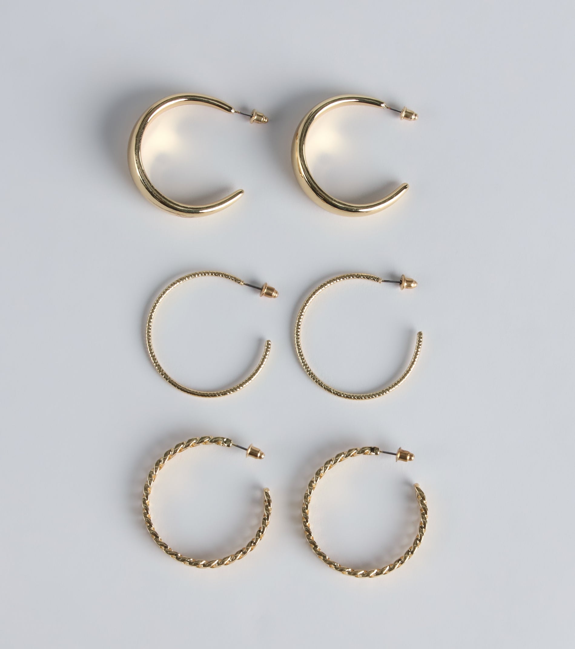 Ultimate Hoop Earrings Trio: Trendy & Versatile Set