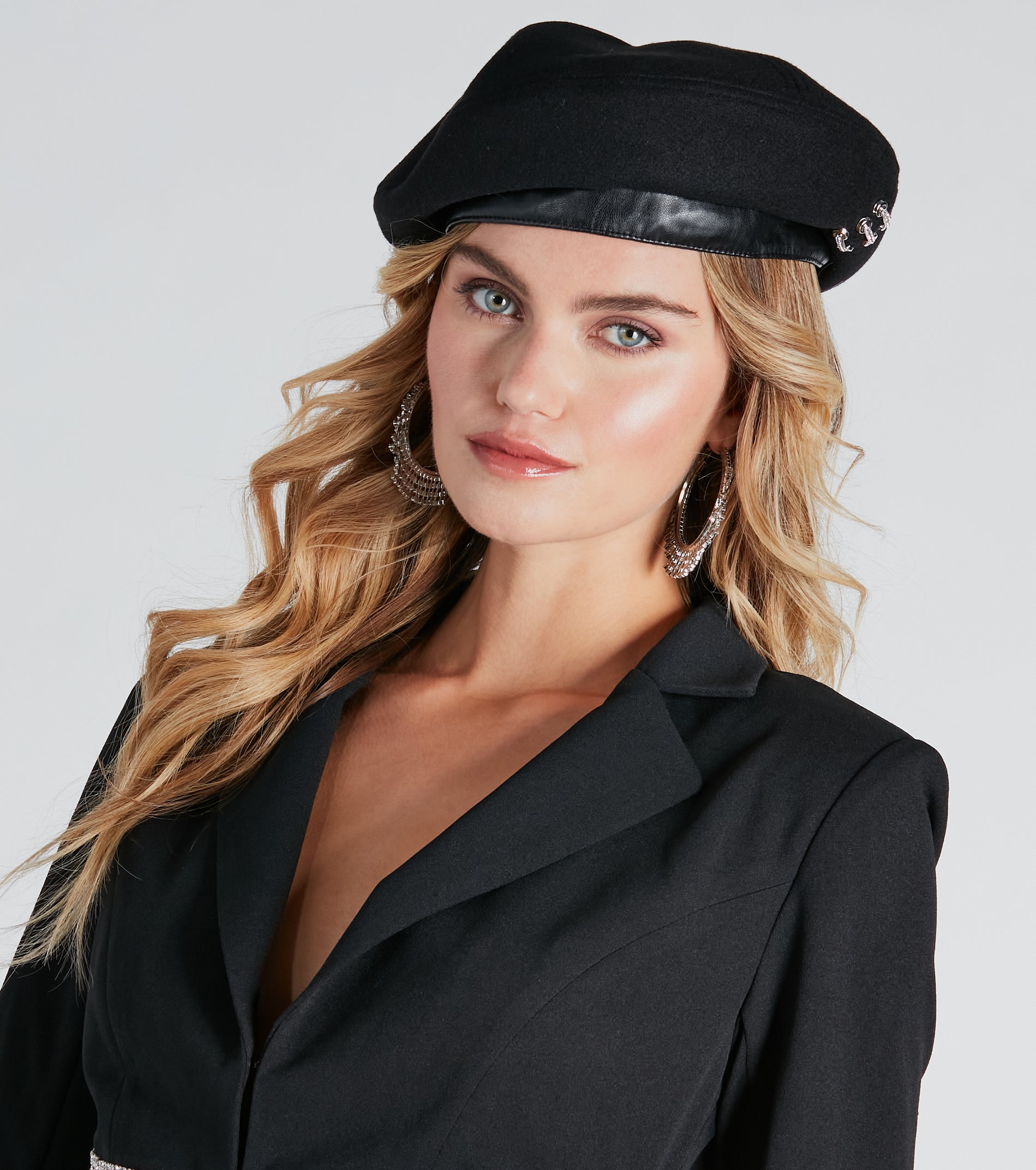 Premium Parisian Flair Rhinestone Beret - Ultimate Style Upgrade